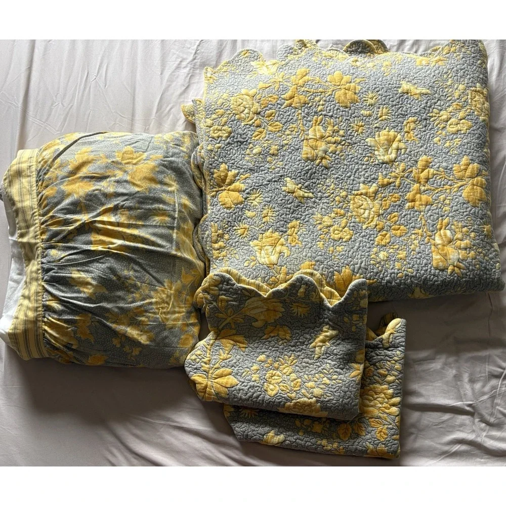 Soft Surroundings Yellow Blue Floral Scalloped Queen Quilt, Bedskirt & 2 Shams